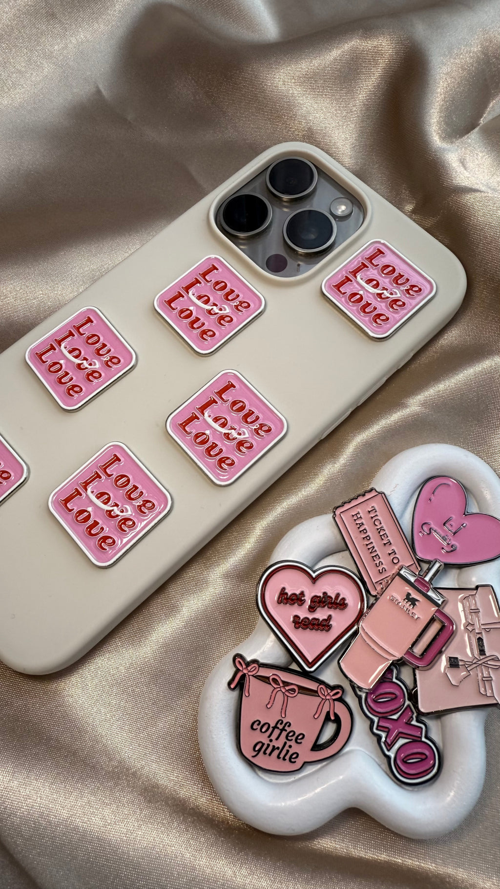 Arabic ‘Love’ - Metal Phone Sticker - CELLAIRÉE