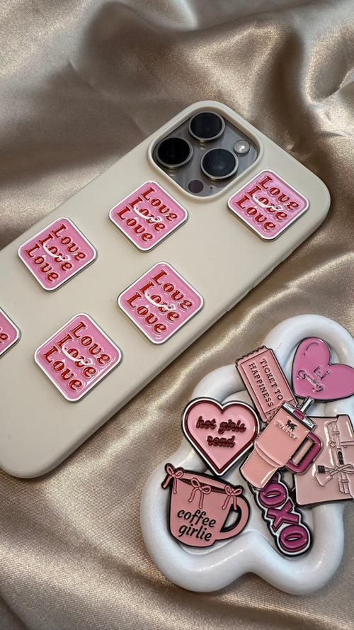 Arabic ‘Love’ - Metal Phone Sticker - CELLAIRÉE